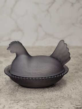 Grey Glass Hen on a nest HON